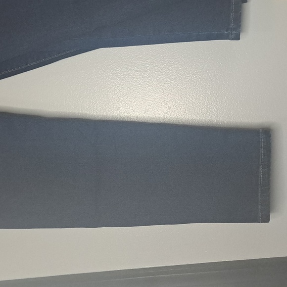 No Boundaries Juniors Button Fly Skinny Jean 1 Pair - Picture 5 of 5